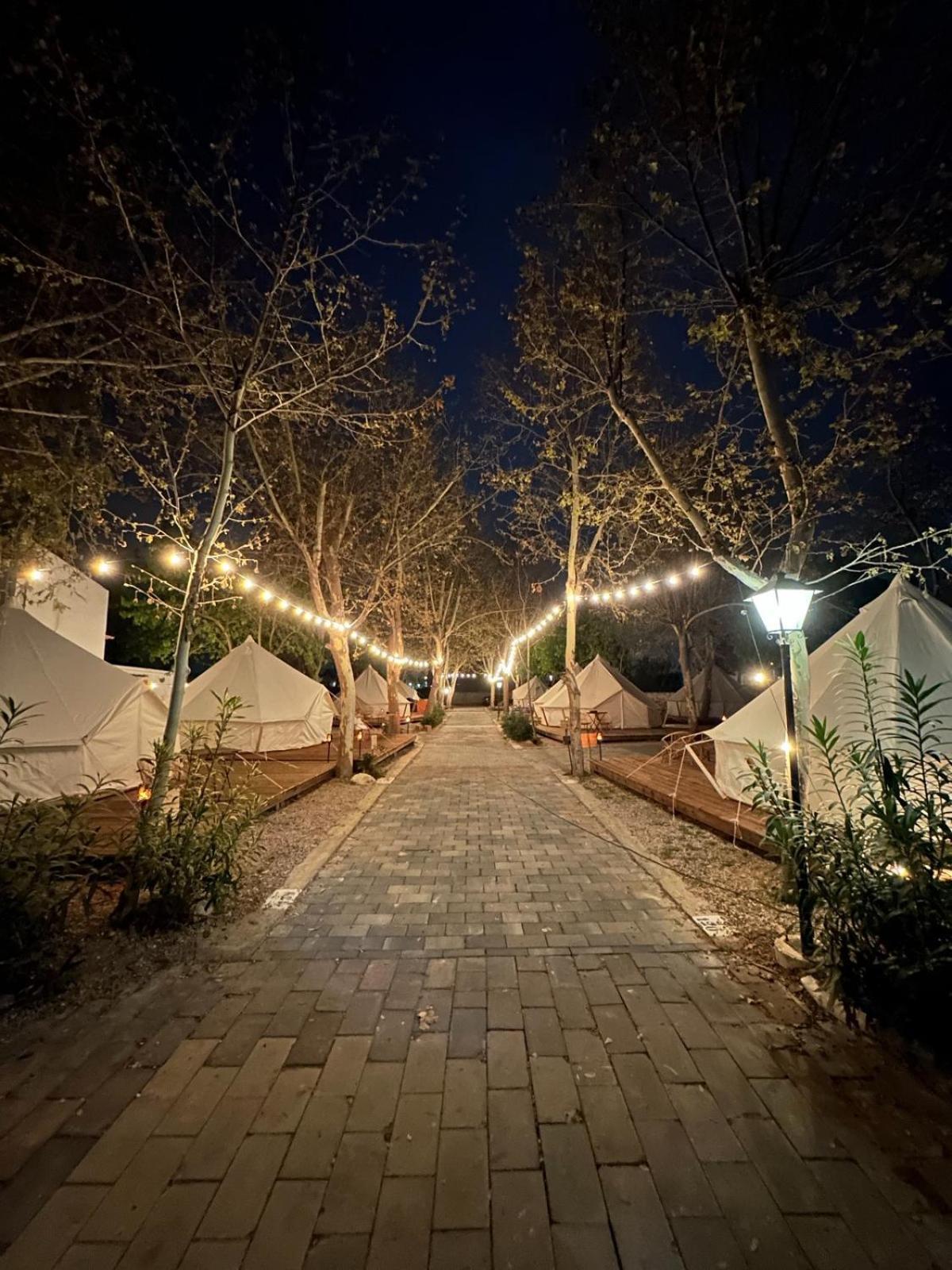 Glamping Zone Montanejos Hotel Ngoại thất bức ảnh
